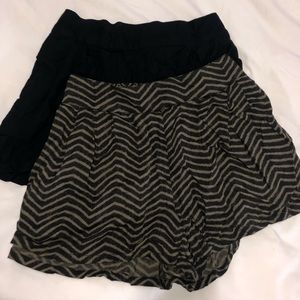 2 pack fabric high waisted twirl shorts